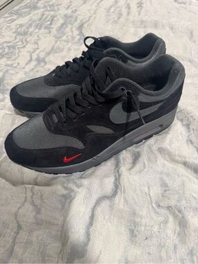 Nike Air Max 1 Bred
